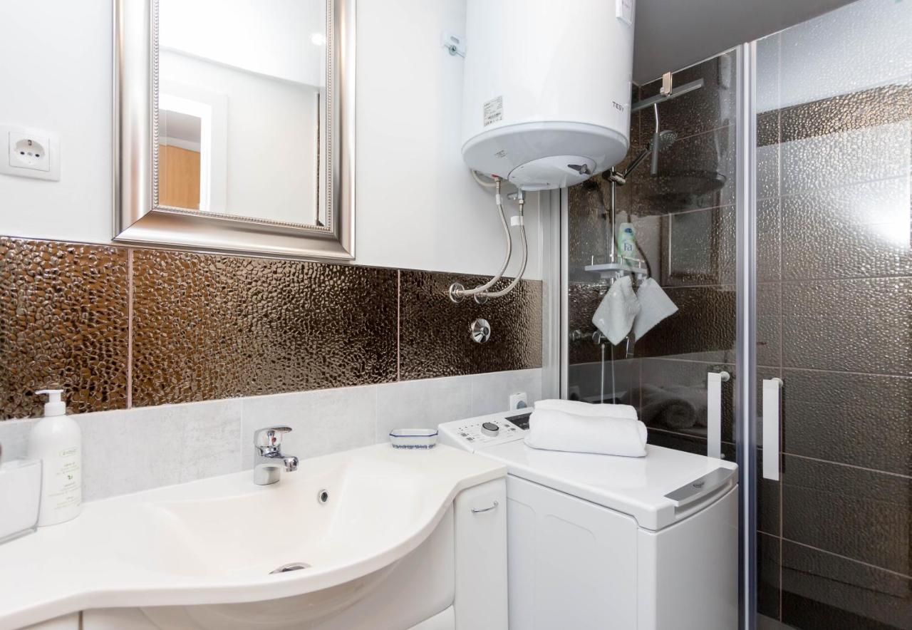 Apartament House Antique